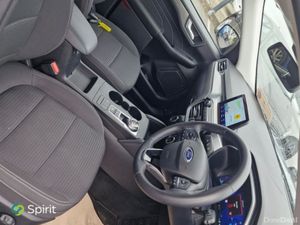 Ford Kuga 2.5 Duratec 225PS PHEV Titanium Auto - Image 4