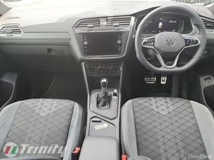 Volkswagen Tiguan ** R-LINE ** 245HP 1.4 TSI PHEV - Image 2