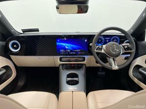 Mercedes-Benz CLA CLA 200  Shooting Break| Reversi - Image 4