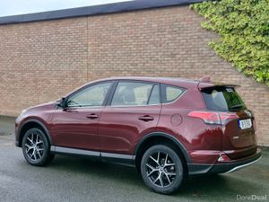 Toyota RAV4 LUNA SPORT FINANCE AVAILABLE - Image 2