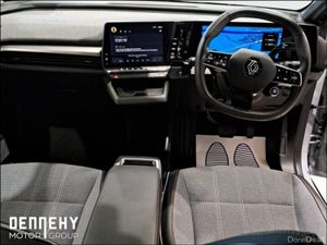 Renault Megane E-Tech EV60 220hp Techno €103.21 PW - Image 3
