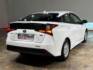 Toyota Prius 1.8 HYBRID AUTOMATIC - CRUISE CONTROL - Image 4