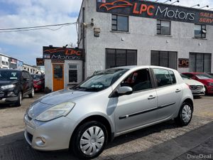 Renault Clio 2010 Diesel - Image 2