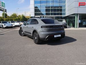 Porsche Macan Electric - Image 2
