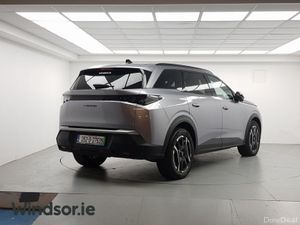 Peugeot 5008 BEV 73kwh 210hp Allure - Image 3