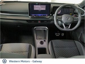 Volkswagen T-Roc **Save €1000 vs New** R-LINE 1.5T - Image 2