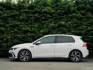 Volkswagen Golf R-Line 2024 | Premium Sporty - Image 2