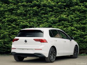 Volkswagen Golf Active Advance 2023| Premium Hatch - Image 3