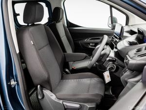 Peugeot Partner Pro Plus Crew Cab L2 1.5 Diesel - - Image 3