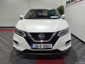 Nissan Qashqai 1.5 DCI TEKNA (PAN ROOF) 115BHP 6 S - Image 2