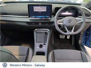 Volkswagen T-Roc **Save €1000's vs New** R-LINE 1. - Image 2