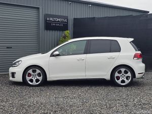 2013 VOLKSWAGEN GOLF GTI DSG LOW KMS - Image 2