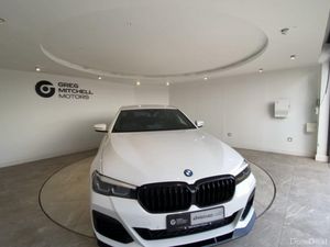 BMW 5-Series 520d MHT M Sport 4dr Step Auto - Image 2
