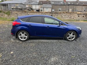 Ford Focus 1.5 TDCI ZETEC 120PS 5DR - Image 4
