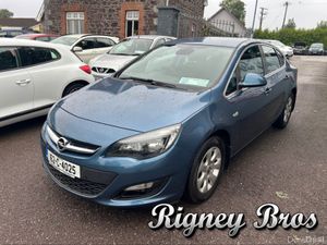 Opel Astra SALOON 1.6 CDTI 110PS 4DR - Image 3