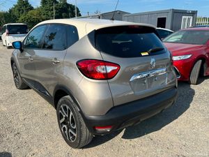 Renault Captur INTENSE 1.2L Petrol Automatic - CRU - Image 4