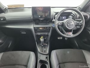Toyota Yaris Cross Top Spec GR Sport - Image 4