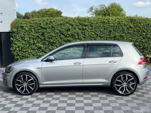 Volkswagen Golf R-LINE PACK 1.2 TSI AUTO // APPLE - Image 3