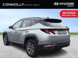 Hyundai Tucson 2WD Executive HEV Auto w.2 Tone Roo - Image 4
