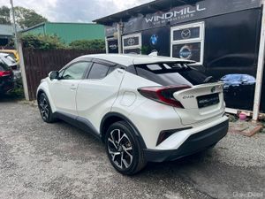 Toyota C-HR 1.8 Hybrid 2017 - Image 2