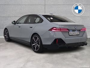 BMW i5 eDrive40 M Sport Pro Saloon - Image 3