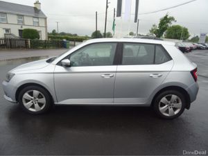Skoda Fabia AMBITION 1.2 TSI 90HP 4DR - Image 3