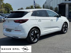 Opel Grandland Elegance Plug-in Hybrid 1.6T 225Ps - Image 4