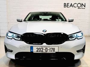 202 ONLY 32,000 MILES, BMW 3-SERIES 2.0 PETROL - Image 4