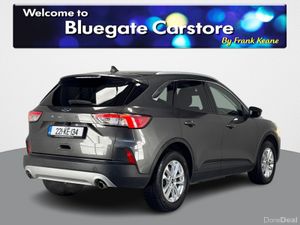 Ford Kuga TITANIUM 5DR 2.5 **FULL BLACK CLOTH INTE - Image 4