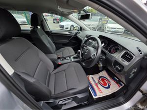 Volkswagen Golf ONLY 9725 KM ! !! 1.2 TSI AUTOMATI - Image 4