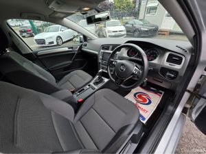Volkswagen Golf YES ONLY 9725 KM ! LIKE NEW !! 1.2 - Image 4