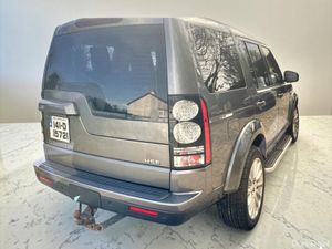 2014 Land Rover Discovery 3.0 TDV6 HSE Auto - Image 3