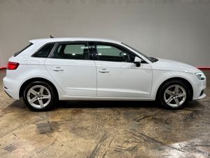 Audi A3 1.4 TFSI AUTOMATIC SIGNATURE EDITION - FAC - Image 3