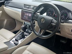 Skoda Superb STYLE 2019 AUTOMATIC 1.5 TSi 150bhp - Image 2