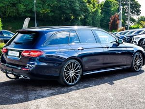 Mercedes-Benz E-Class E220d AMG Premium Plus Estat - Image 2