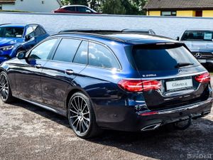 Mercedes-Benz E-Class E220d AMG Premium Plus Estat - Image 4