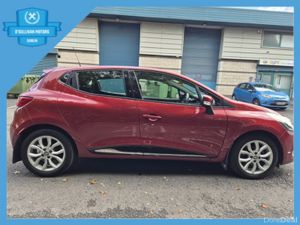 Renault Clio / 2017 / 1.1 PETROL / MANUAL - Image 4