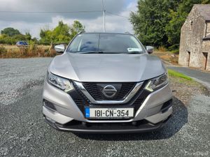 Nissan Qashqai 1.2 petrol Automatic - Image 3