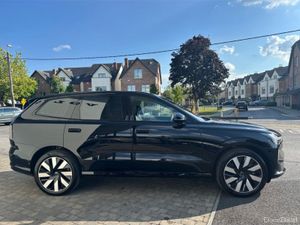 Volvo EX90 EX90 PLUS Dark - Image 4