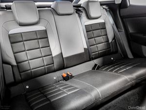 Citroen C4 Plus MHEV 48V Auto 145HP - Image 4