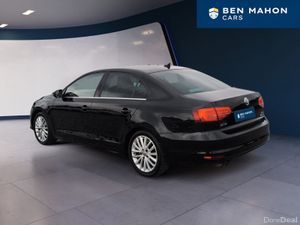 2017 Volkswagen Jetta Highline 1.4 TSI Petrol - Image 3