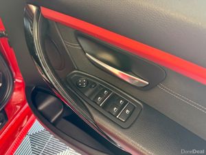 2018 BMW 3-Series  330e Sport Automatic - Image 4