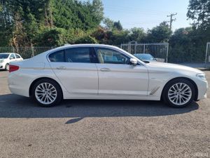 2017 BMW 5-Series Luxury Line – Japanese Import - Image 3
