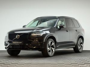 Volvo XC90 PLUS DARK T8 AWD PHEV *PAN ROOF* - Image 3