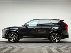 Volvo XC90 PLUS DARK T8 AWD PHEV *PAN ROOF* - Image 4
