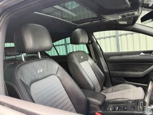 Volkswagen Passat 2017 R-Line Auto Pan Roof - Image 3