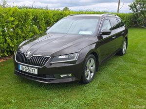 171 Skoda Superb 1.6 Diesel Leather seats - Image 3