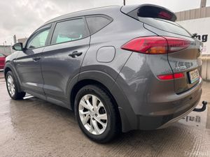 202 Hyundai Tucson 1.6D Executive Mild Hybrid - Image 4