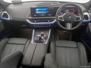 BMW XM 50e - Image 4
