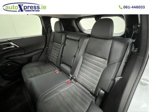 Mitsubishi Outlander 4WD PHEV G, Low mileage, Reve - Image 4
